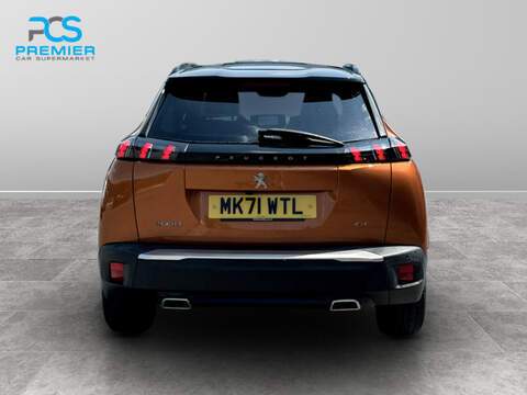 Peugeot 2008 PureTech GT - U123474590