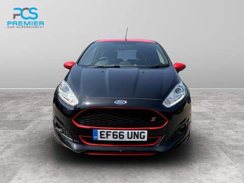 Ford Fiesta T EcoBoost ST-Line - U123474653
