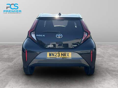 Toyota Aygo X VVT-i Edge - U123474684