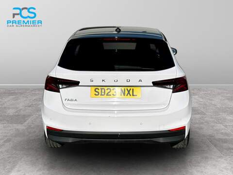 Skoda Fabia MPI Colour Edition - U123474698