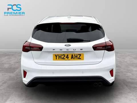 Ford Focus T EcoBoost MHEV ST-Line - U123474710
