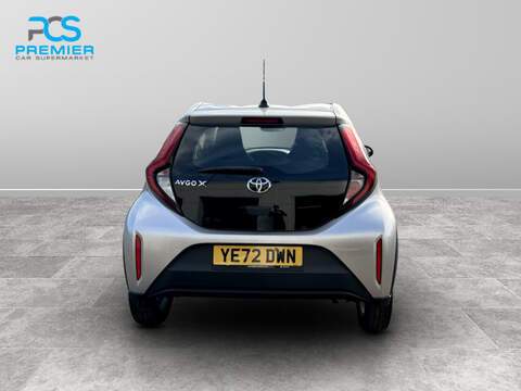 Toyota Aygo X VVT-i Pure - U123474731