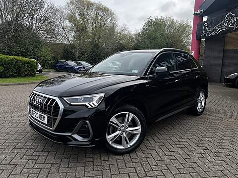 Audi Q3 TFSI S line - U4641