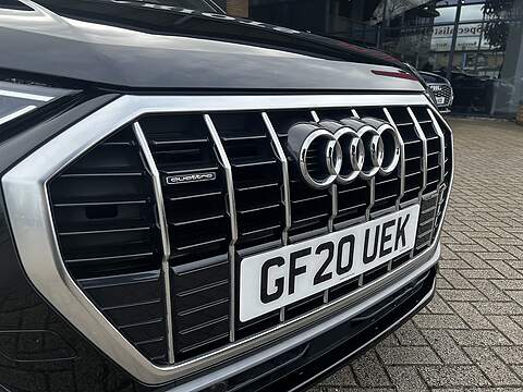 Audi Q3 TFSI S line - U4641