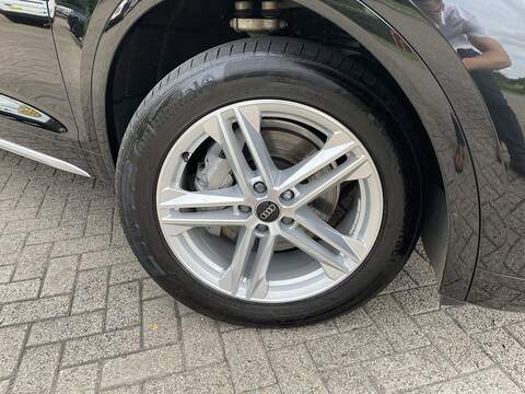 Audi Q5 TDI S line - U4761