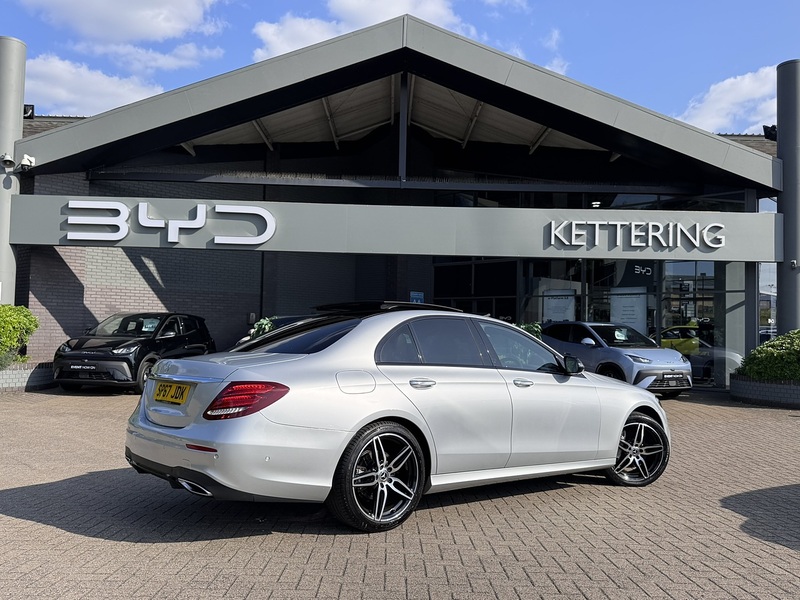 Mercedes-Benz E Class E220d AMG Line - U4844