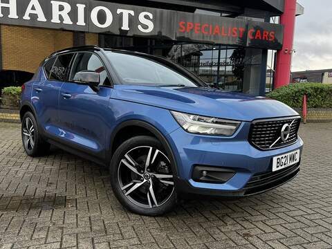 Volvo XC40 h T4 R-Design - U4889
