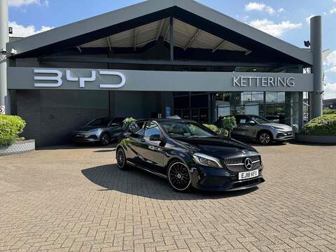 Mercedes-Benz A Class A200d AMG Line - U5014