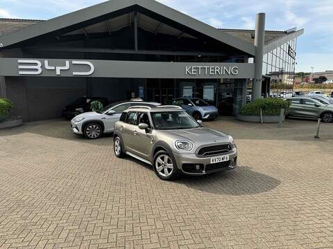 MINI Countryman Cooper Classic Hatchback 1.5 Manual Petrol