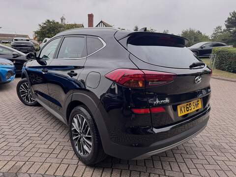 Hyundai TUCSON CRDi Premium - U5077