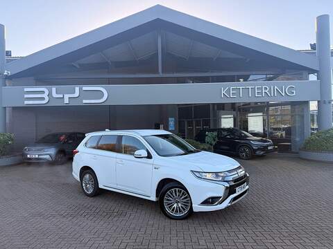 Mitsubishi Outlander 2.0 TFSI 45 S line SUV 5dr Petrol S Tronic quattro Euro 6 (s/s) (265 ps)