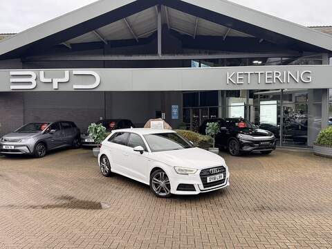 Audi A3 2.0 TDI Black Edition Plus Sportback S Tronic quat Hatchback 2.0 Automatic Diesel