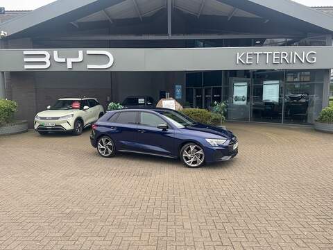 Audi A3 2.5 e-SKYACTIV-G MHEV Takumi Hatchback 5dr Petrol Manual Euro 6 (s/s) (140 ps)