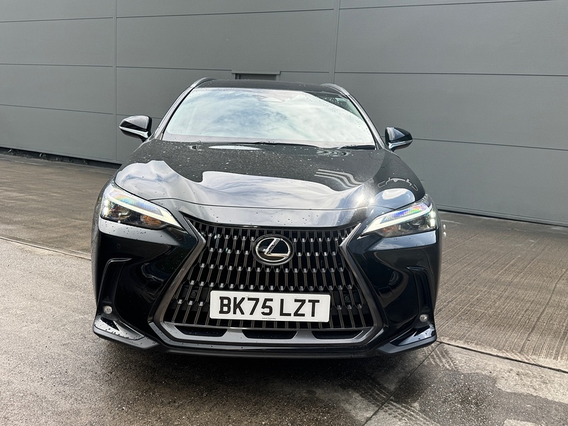 Lexus NX 450h+ Premium - U5290
