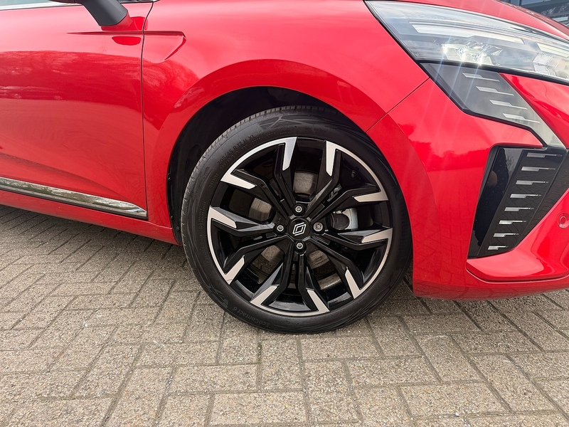 Renault Clio E-TECH techno - U5294