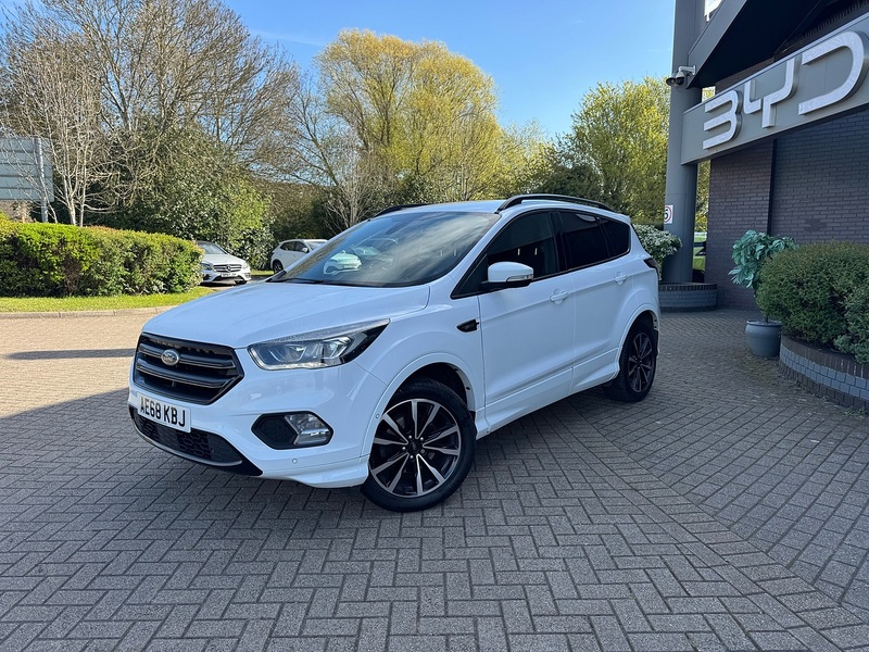Ford Kuga TDCi ST-Line - U5298