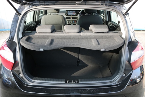 1.0 SE Connect Hatchback 5dr Petrol Manual Euro 6 (s/s) (67 ps)