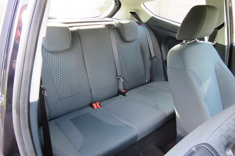 1.6 TD Zetec S Hatchback 3dr Diesel Manual (107 g/km, 94 bhp)