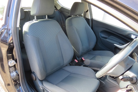 1.6 TD Zetec S Hatchback 3dr Diesel Manual (107 g/km, 94 bhp)