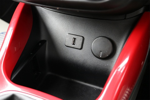 1.2 16v JAM Hatchback 3dr Petrol Manual Euro 5 (70 ps)