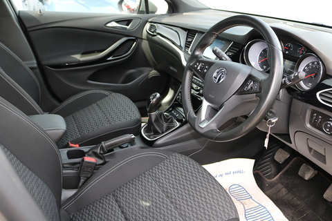 1.4i Turbo SRi Hatchback 5dr Petrol Manual Euro 6 (150 ps)
