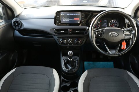 1.0 SE Connect Hatchback 5dr Petrol Manual Euro 6 (s/s) (67 ps)
