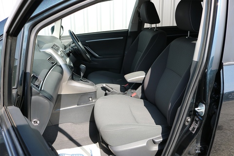 1.8 V-Matic Icon MPV 5dr Petrol Multidrive S Euro 5 Euro 5 (147 ps)