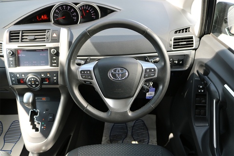 1.8 V-Matic Icon MPV 5dr Petrol Multidrive S Euro 5 Euro 5 (147 ps)