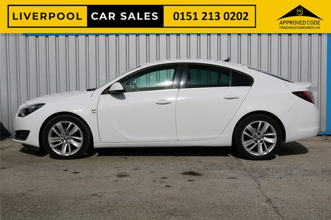 SRi Nav Hatchback 2.0 Manual Diesel