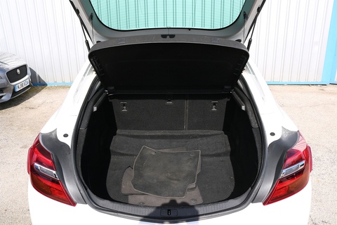 SRi Nav Hatchback 2.0 Manual Diesel