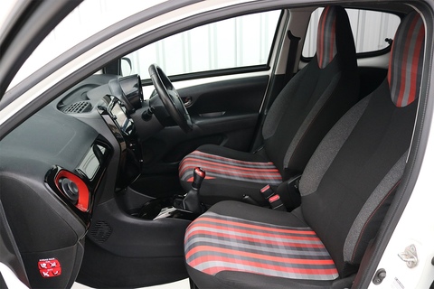 1.0 Collection Hatchback 5dr Petrol Manual Euro 6 (s/s) (72 ps)