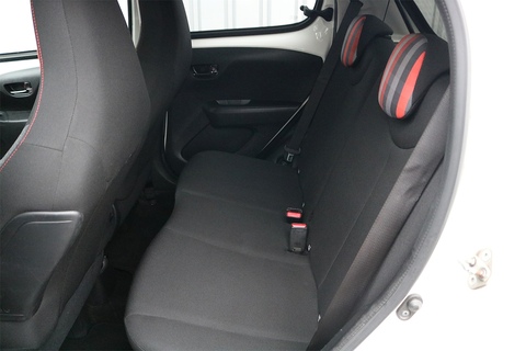 1.0 Collection Hatchback 5dr Petrol Manual Euro 6 (s/s) (72 ps)