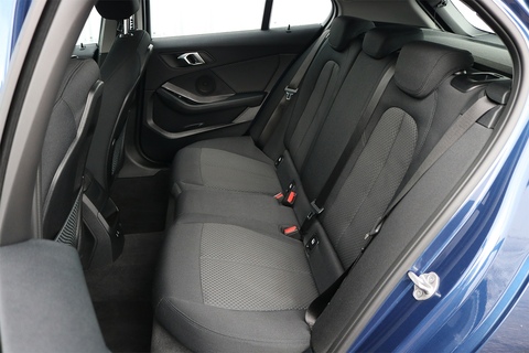 1.5 116d SE (LCP) Hatchback 5dr Diesel Manual Euro 6 (s/s) (116 ps)