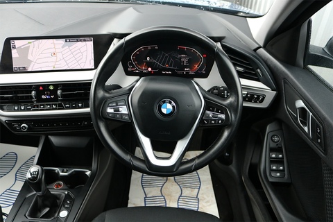 1.5 116d SE (LCP) Hatchback 5dr Diesel Manual Euro 6 (s/s) (116 ps)