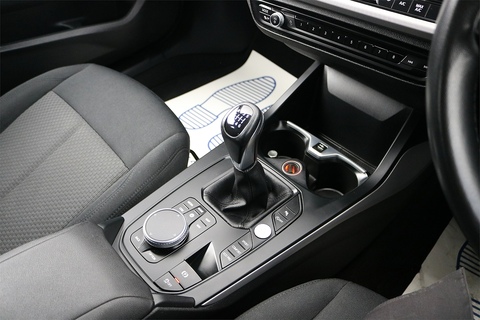 1.5 116d SE (LCP) Hatchback 5dr Diesel Manual Euro 6 (s/s) (116 ps)