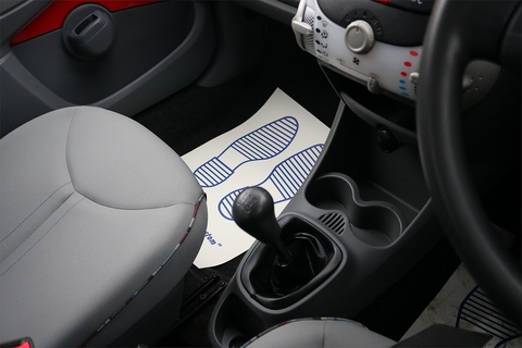 1.0i VTR+ Hatchback 5dr Petrol Manual Euro 5 (68 ps)