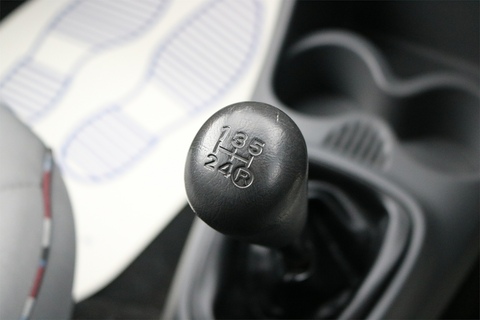 1.0i VTR+ Hatchback 5dr Petrol Manual Euro 5 (68 ps)