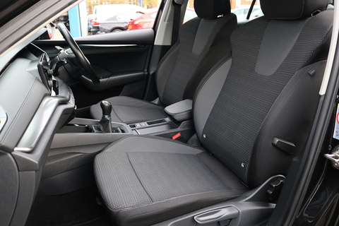 2.0 TDI SE First Edition Hatchback 5dr Diesel Manual Euro 6 (s/s) (116 ps)