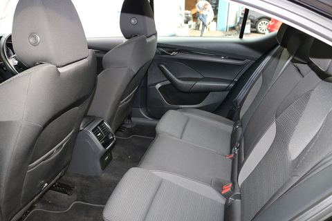 2.0 TDI SE First Edition Hatchback 5dr Diesel Manual Euro 6 (s/s) (116 ps)