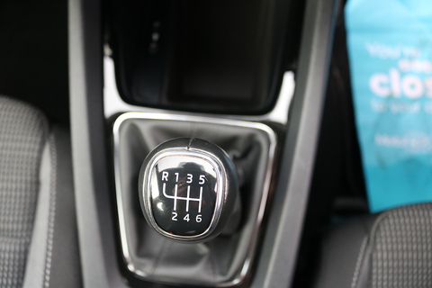 2.0 TDI SE First Edition Hatchback 5dr Diesel Manual Euro 6 (s/s) (116 ps)