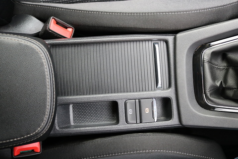 2.0 TDI SE First Edition Hatchback 5dr Diesel Manual Euro 6 (s/s) (116 ps)