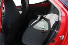 Toyota AYGO VVT-i x-play