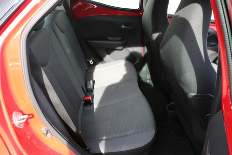 1.0 VVT-i x-play Hatchback 5dr Petrol x-shift Euro 6 (Safety Sense) (71 ps)