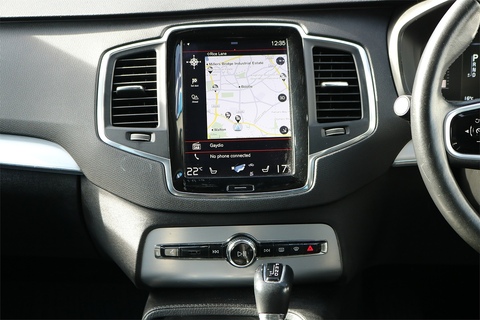 T6 AWD 2.0 5dr Estate Automatic Petrol