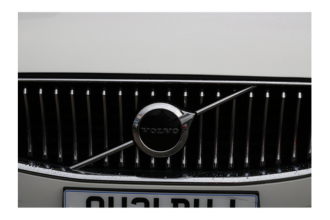 B6 MHEV AWD 2.0 5dr Estate Automatic Petrol Hybrid