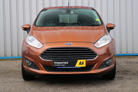 1.0T EcoBoost Titanium Hatchback 5dr Petrol Manual Euro 5 (s/s) (100 ps)