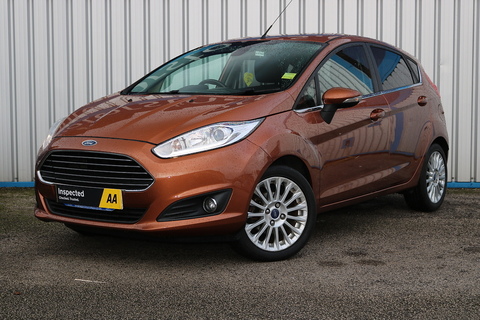 1.0T EcoBoost Titanium Hatchback 5dr Petrol Manual Euro 5 (s/s) (100 ps)