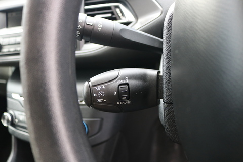 1.6 BlueHDi Access Hatchback 5dr Diesel Manual Euro 6 (s/s) (100 ps)