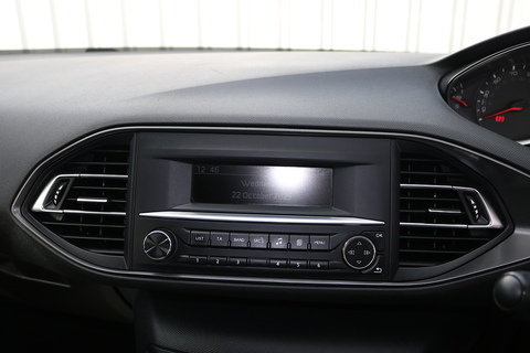 1.6 BlueHDi Access Hatchback 5dr Diesel Manual Euro 6 (s/s) (100 ps)