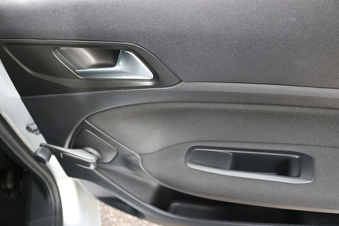 1.6 BlueHDi Access Hatchback 5dr Diesel Manual Euro 6 (s/s) (100 ps)